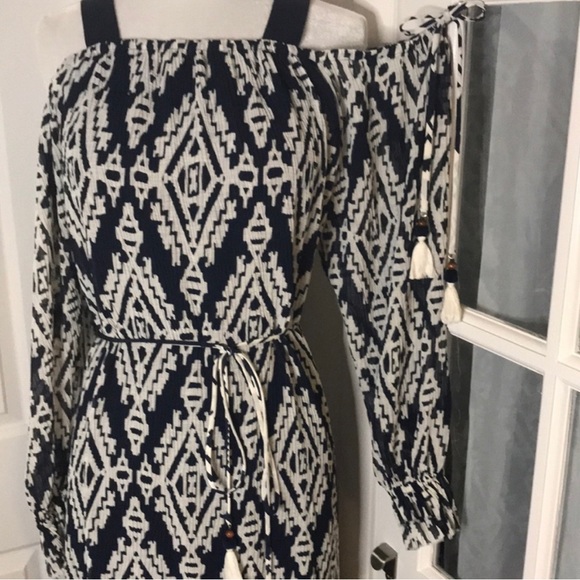 Tory Burch Wrap Around Maxi Dress in Navy/White Tapestry Geo Print - Picture 7 of 13